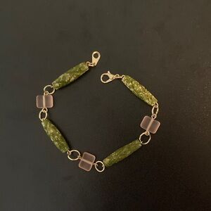 Elegant Green and Pink Beaded Bracelet
